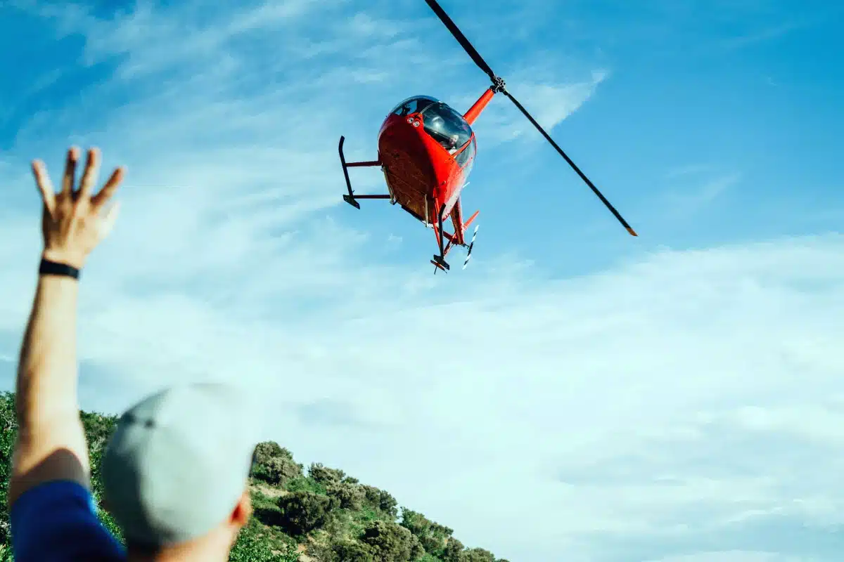 helicoptere LA bourgogne en montgolfière